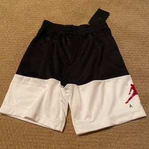 Jordan boys shorts. NWT. Small